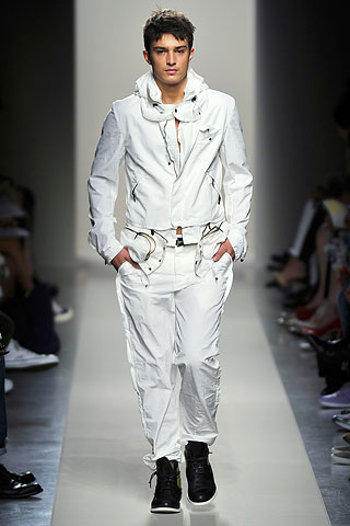 Bottega Veneta / - 2011